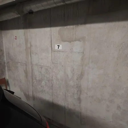 Lägenhet Gem W Parking Netflix